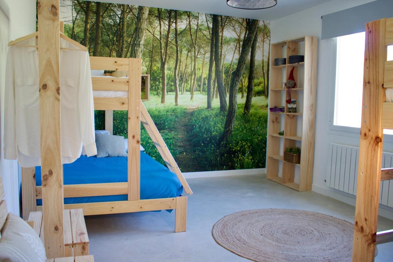 Entheos Hostel Lerin Εξωτερικό φωτογραφία