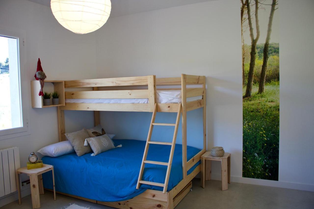 Entheos Hostel Lerin Εξωτερικό φωτογραφία