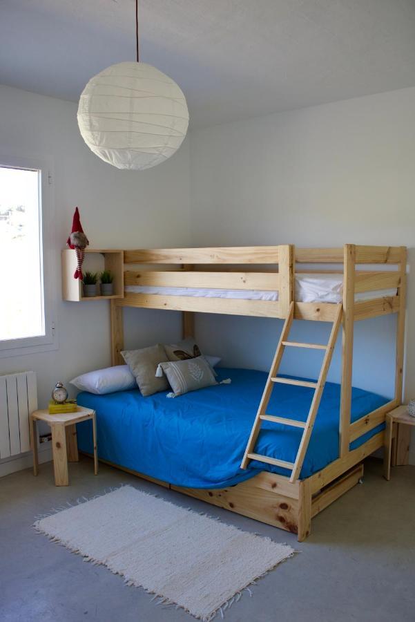 Entheos Hostel Lerin Εξωτερικό φωτογραφία